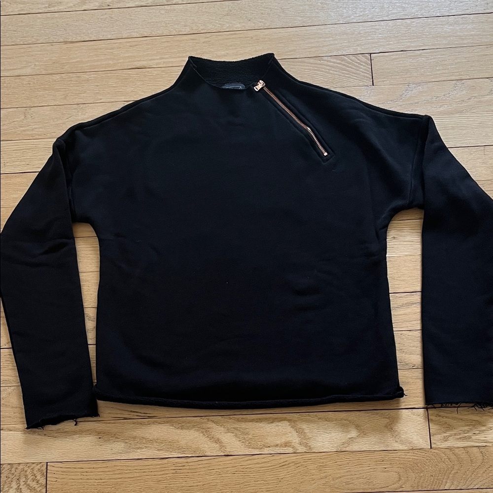 Women’s Black Mockneck Sweatshirt with Rose Gold Zipper Detail